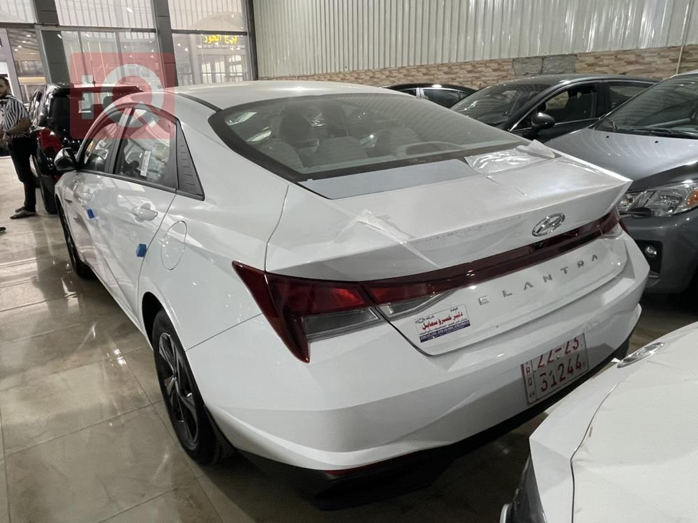 هیوندای ئەلەنترا